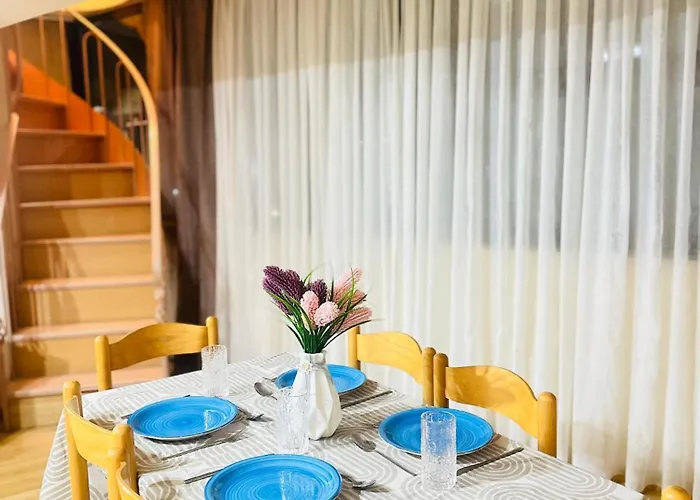 Apartment Families Or Friends 24-7 Selfcheck In *